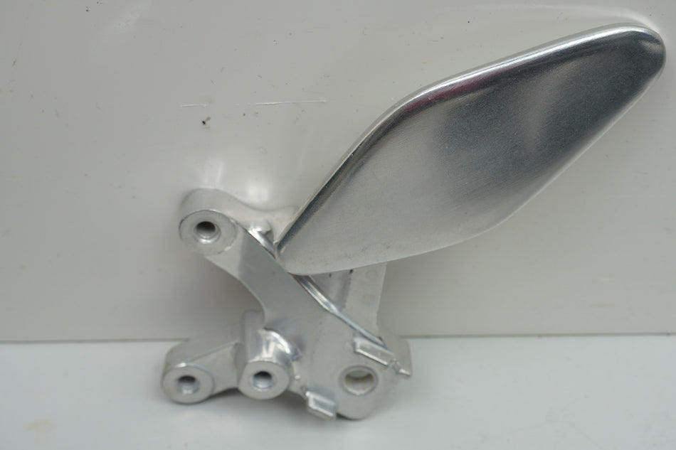 YAMAHA YZF 750 R 4FM Soporte estribera izquierda conductor Soporte estribera 4FM-27442-00