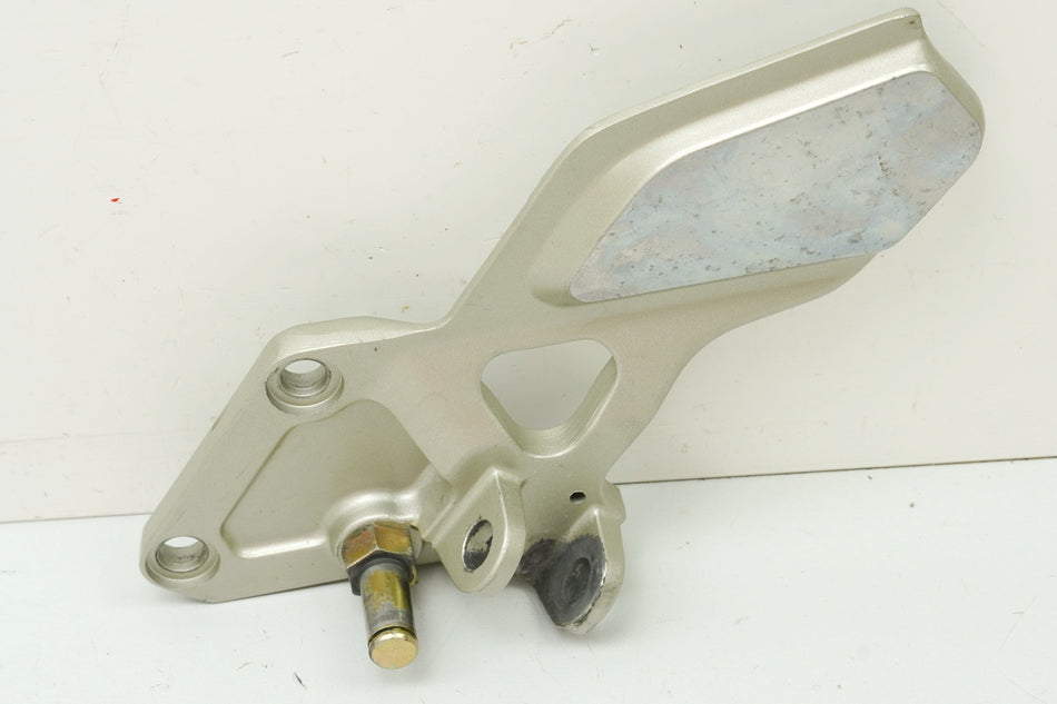 KAWASAKI ZZR 1100 D ZXT10D Soporte estribera izquierdo piloto Estribera 7932 km