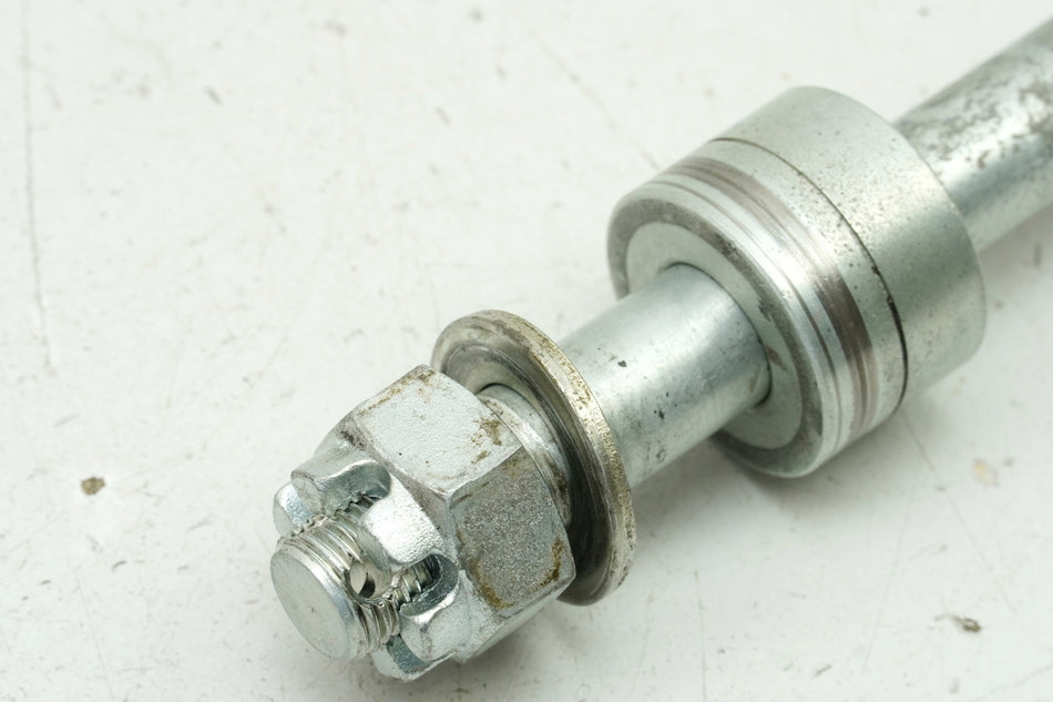 KAWASAKI EN 500 EN 500 A Rear Axle Spindle Spacer Nut 13998 km