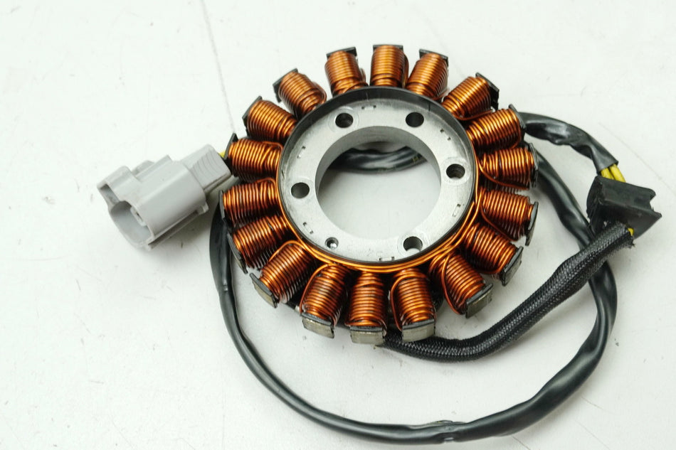 KTM 1290 SUPERDUKE R Estator de lima original Alternador Generador