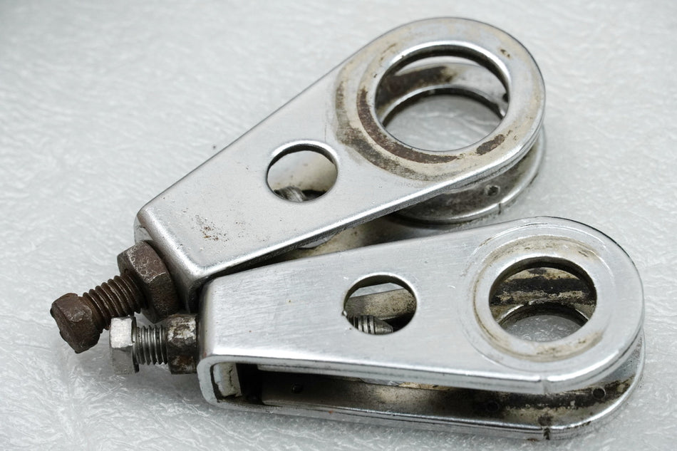 YAMAHA RD 250 1A2 Tensor de cadena original (para cadena basculante rueda trasera)