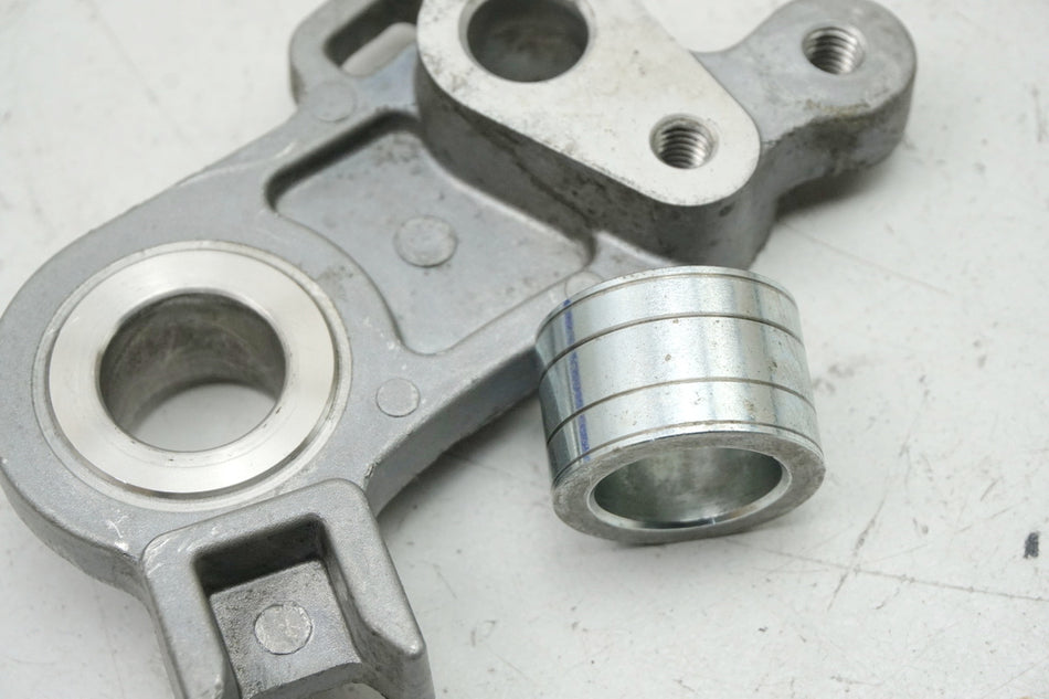 YAMAHA XSR 900 RN43 Soporte sensor ABS delantero Carcasa Placa de sujeción Soporte