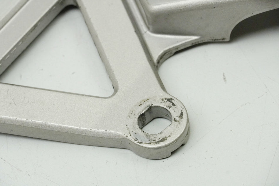 SUZUKI GSF 400 GK75B Bandit Soporte estribera conductor izquierda Soporte estribera