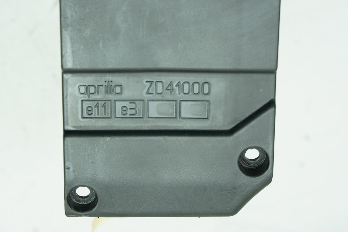 Aprilia Pegaso 650 660 Strada Air Filter Holder Filter Cover Frame Cover
