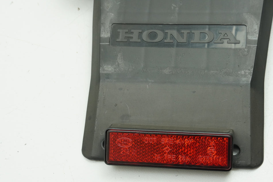 HONDA SLR 650 RD09 Soporte de matrícula Luz trasera Guardabarros Protección contra salpicaduras