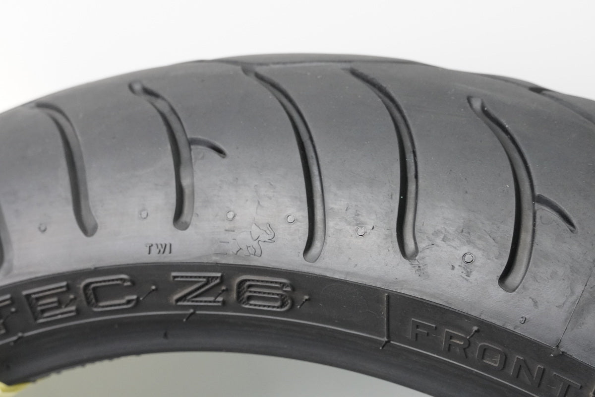Neumático delantero Metzeler Roadtec Z6 120/70 ZR 17 M/C 58W
