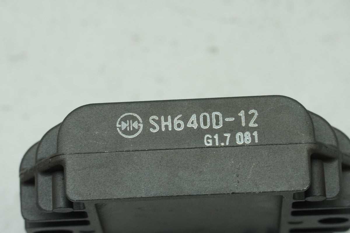 APRILIA RS 125 RS4 ZD4TW Laderegler Regler original Gleichrichter