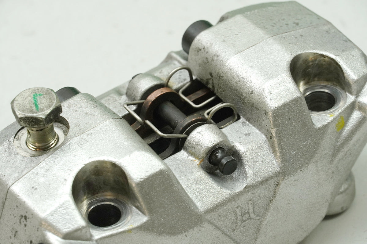 APRILIA RS 125 RS4 ZD4TW Bremssattel vorn Bremszange Bremskolben