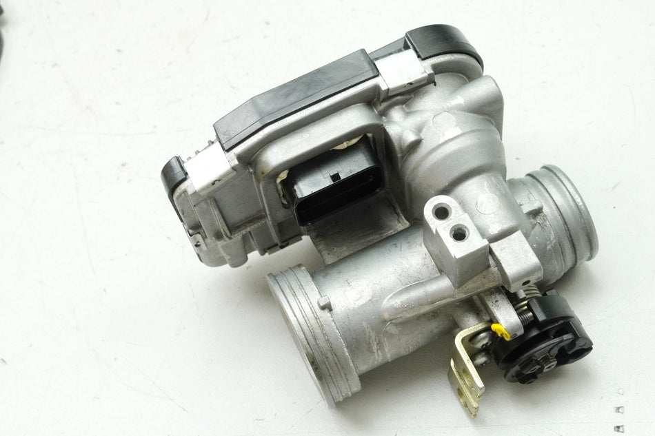 APRILIA RS 125 RS4 ZD4TW Sistema de inyección Cuerpo de aceleración Válvula de mariposa Unidad de control