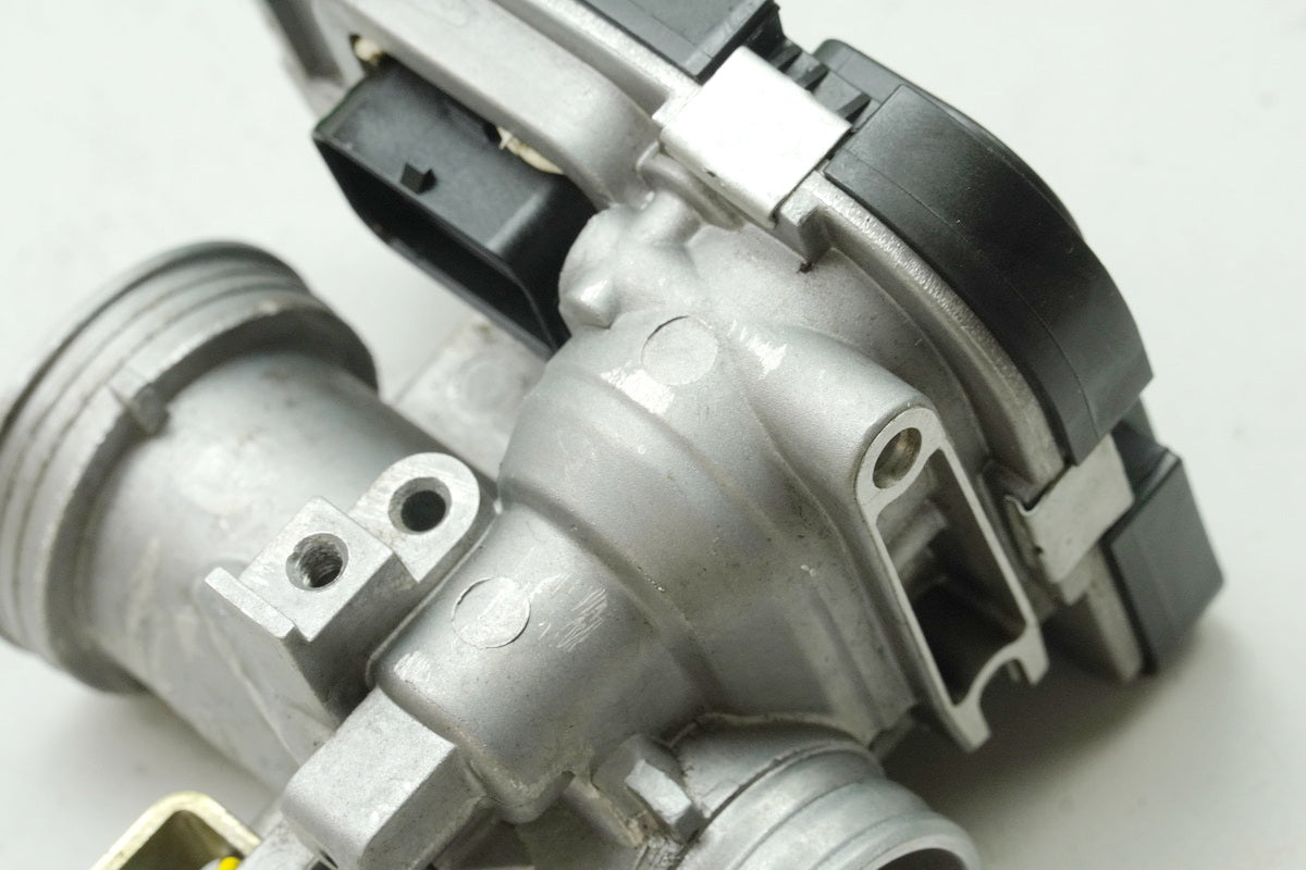 APRILIA RS 125 RS4 ZD4TW Einspritzanlage Drosselkörper Drosselklappe Steuerteil