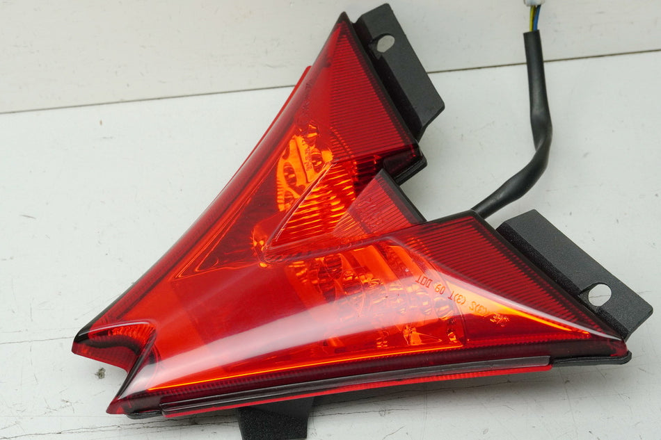 APRILIA RS 125 RS4 ZD4TW luz trasera original piloto trasero lámpara