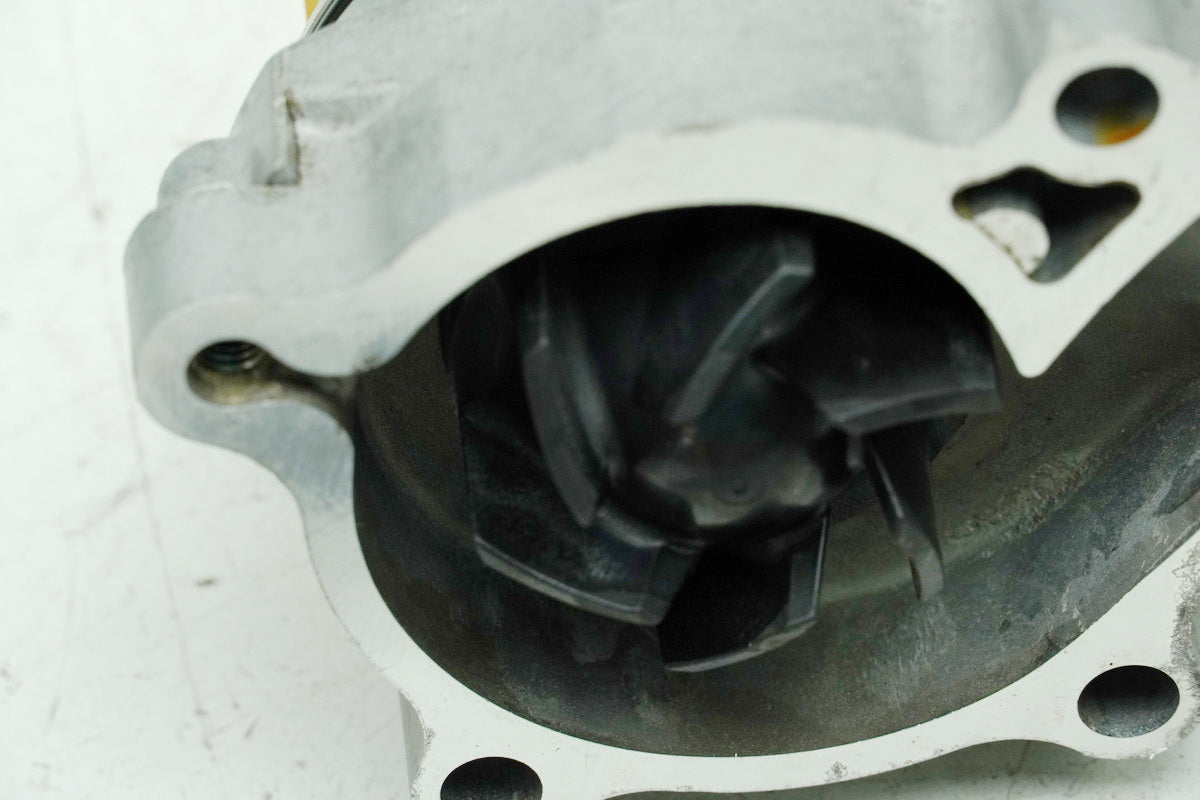 Aprilia Pegaso 650 660 Strada Wasserpumpe Motordeckel Cover (für Motor)