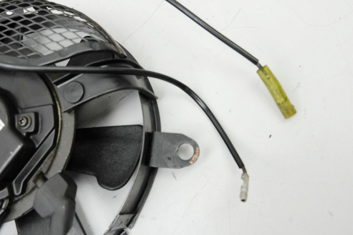 SUZUKI GSF 400 GK75B Bandit Ventilador Radiador Motor