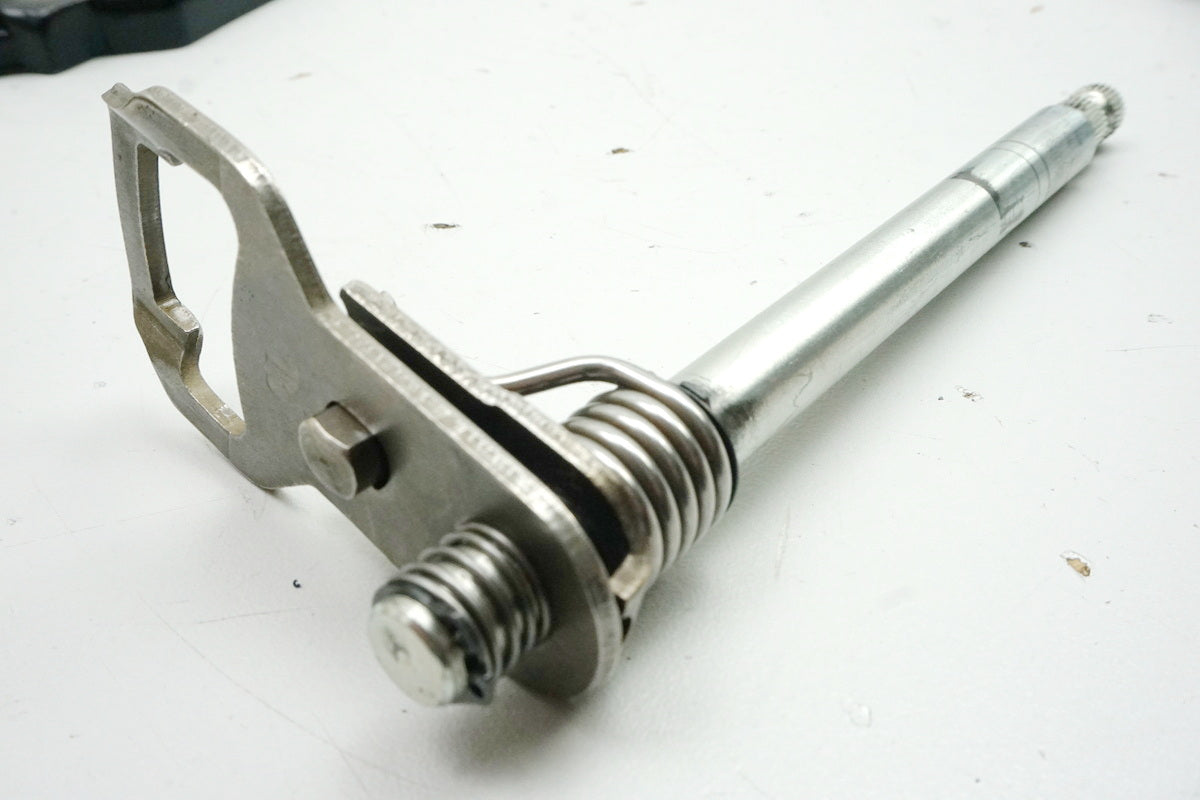 DAELIM VL 125 FI DAYSTAR BA1 Eje selector de marchas DAE-2461A-BA6-7600