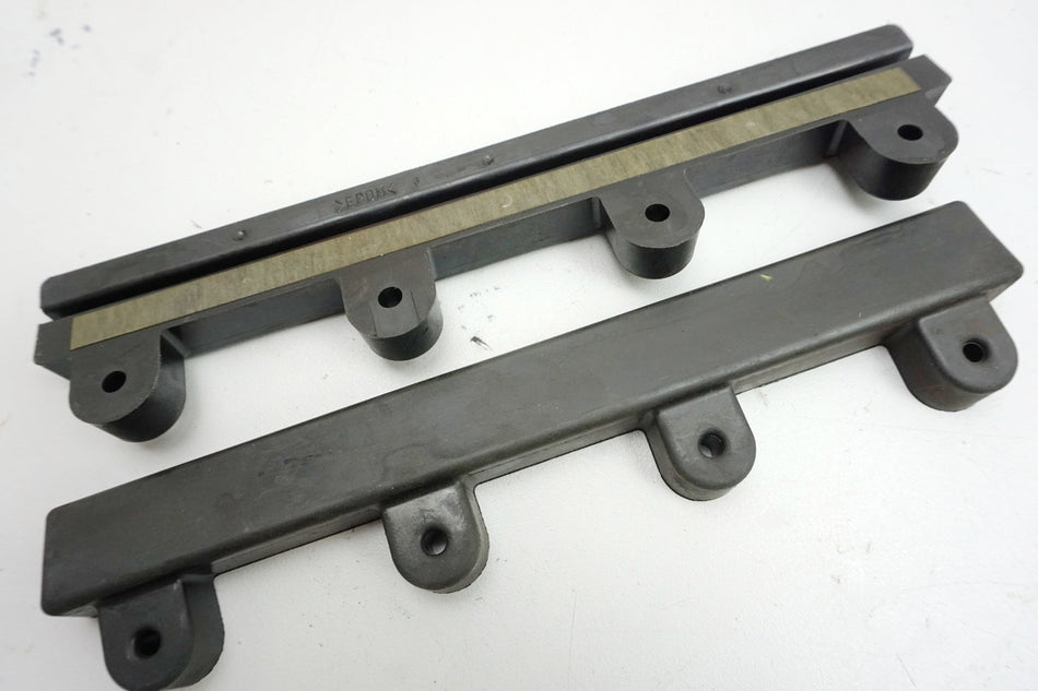 YAMAHA XSR 900 RN43 Tank Cover Left & Right Rubber Cover Panel Trim