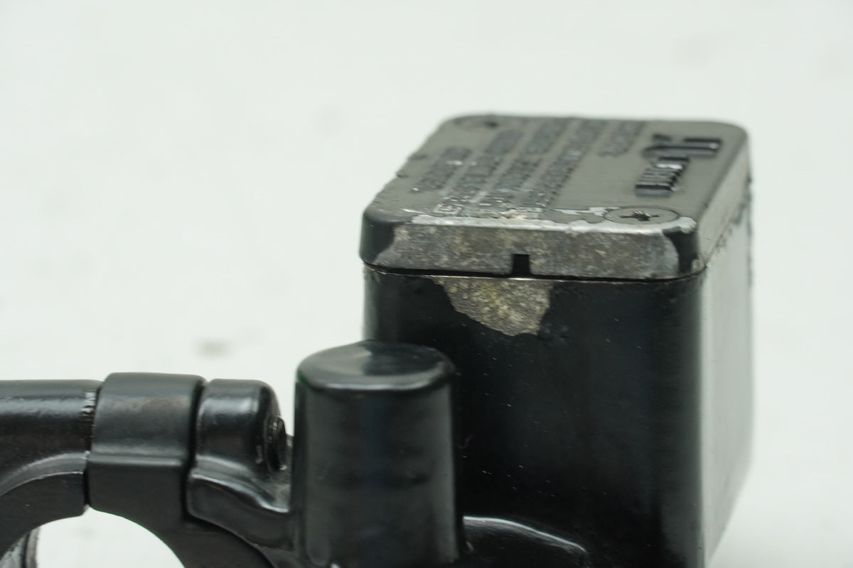 APRILIA RS 125 RS4 ZD4TW Bremszylinder vorn Bremspumpe Hauptbremszylinder