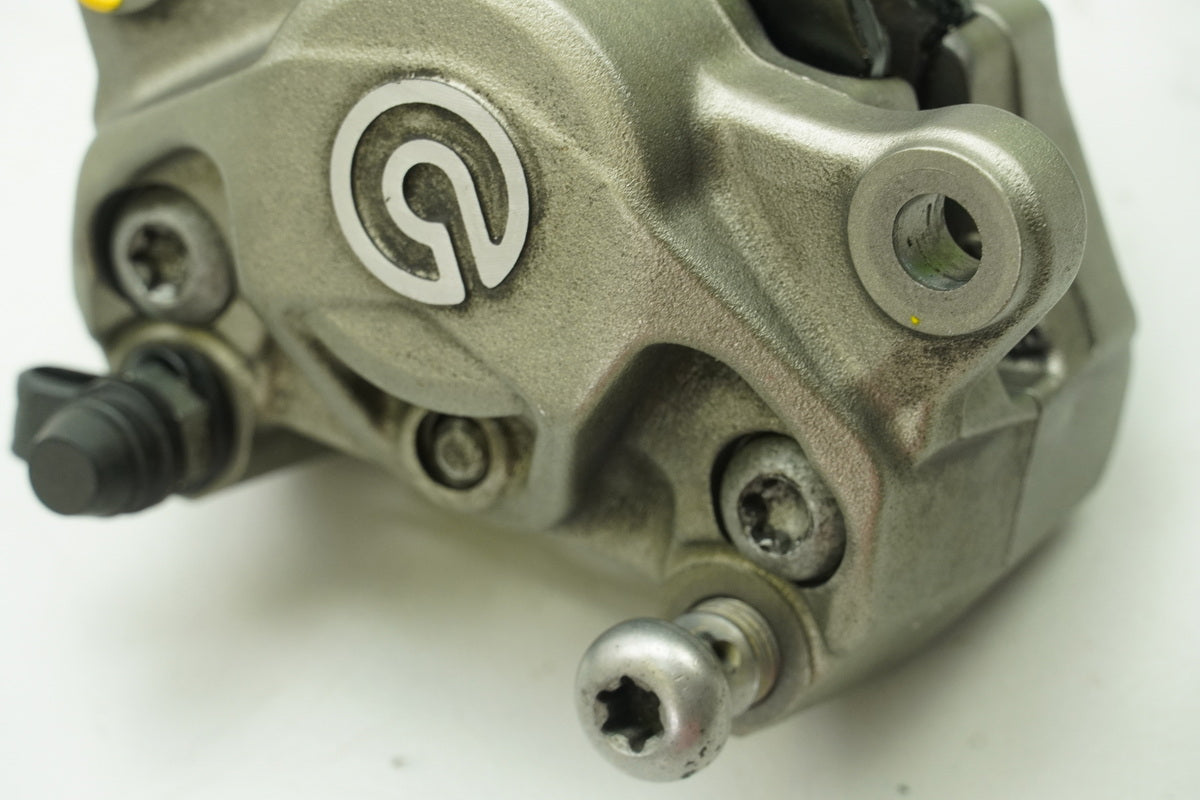 KTM 1290 SUPERDUKE R Bremssattel hinten Brembo Bremszange Bremskolben Klötze
