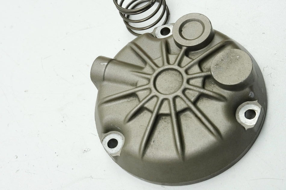 SUZUKI GSF 400 GK75B Bandit Ölfilterdeckel Cover Motor Motordeckel Abdeckung