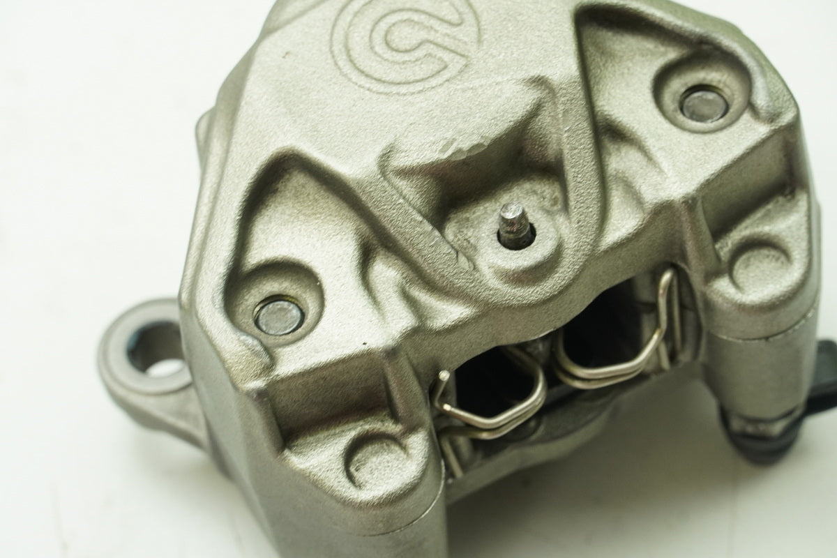 KTM 1290 SUPERDUKE R Bremssattel hinten Brembo Bremszange Bremskolben Klötze