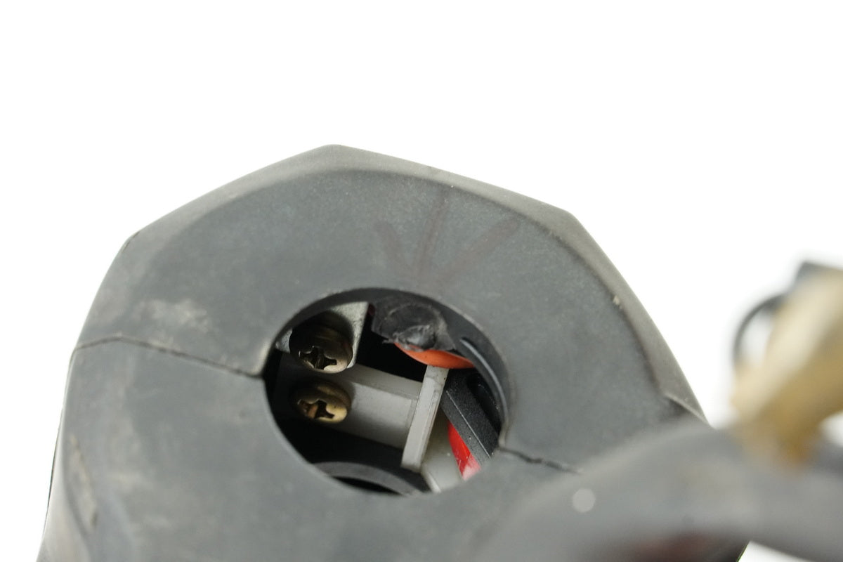 SUZUKI GSF 400 GK75B Bandit Mando de manillar derecho Interruptor Paro de emergencia Interruptor de apagado