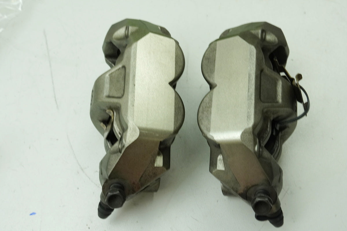 KTM 1290 SUPERDUKE R Bremssattel vorn li re Brembo Bremszange Bremskolben