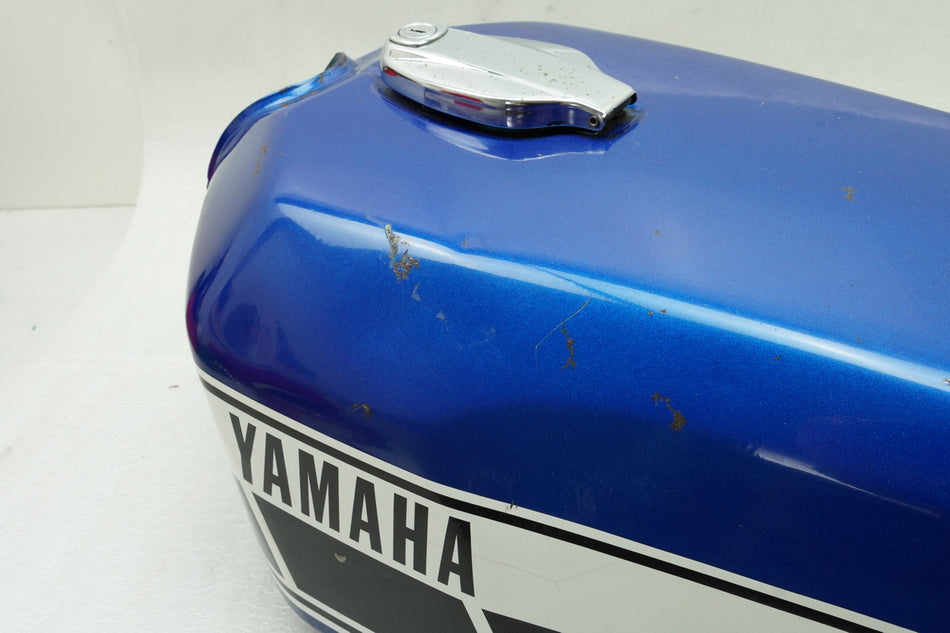 YAMAHA RD 250 1A2 Tanque de combustible original Gasolina Azul sin óxido