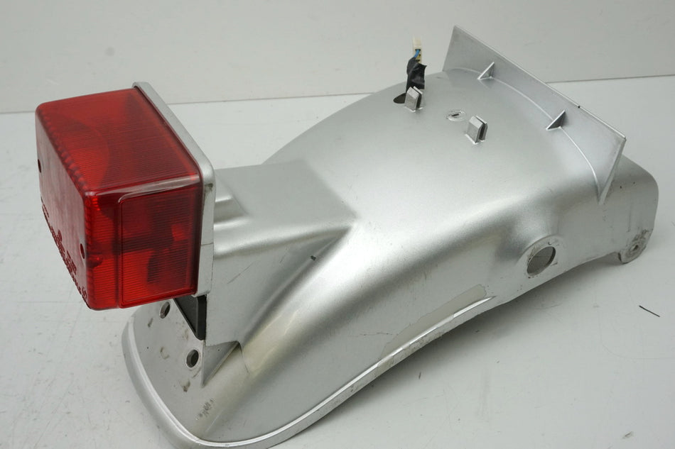 YAMAHA SR 125 10F Kotflügel hinten Fender Schutzblech Rücklicht Lampe