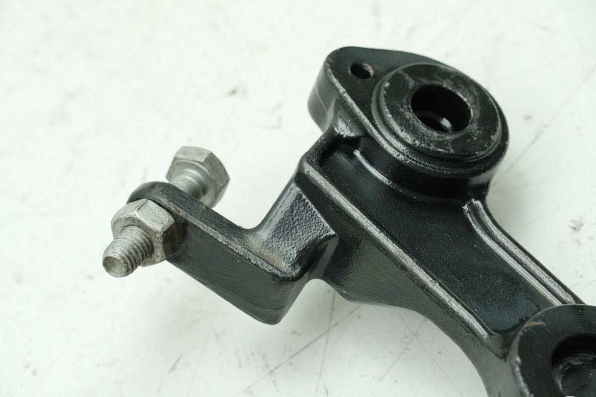 Aprilia Pegaso 650 660 Strada Footrest Carrier Rider Right Footrest Plate