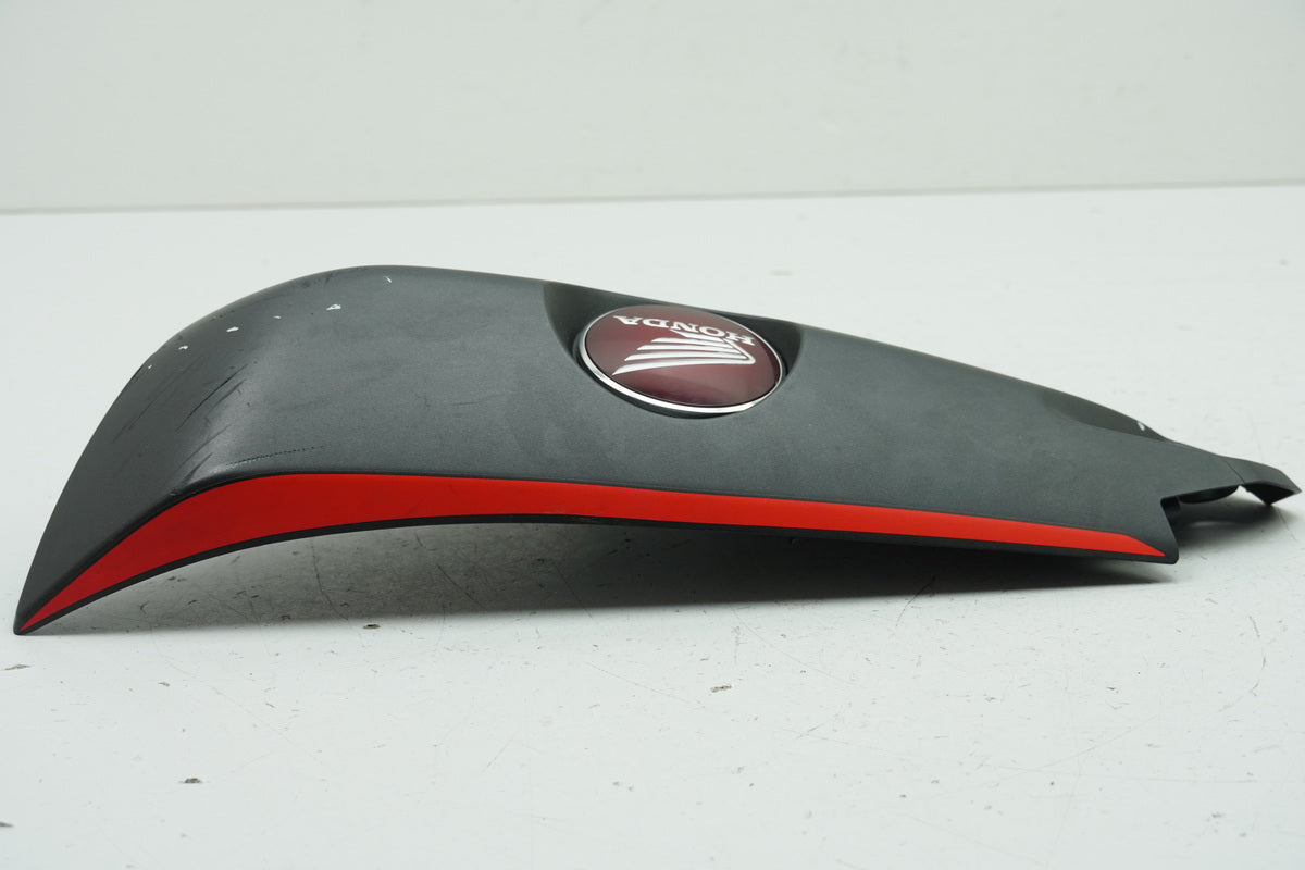 HONDA CBR 1000 RR ABS SC77 Verkleidung Tank links Abdeckung Emblem 86212-MJK-N20