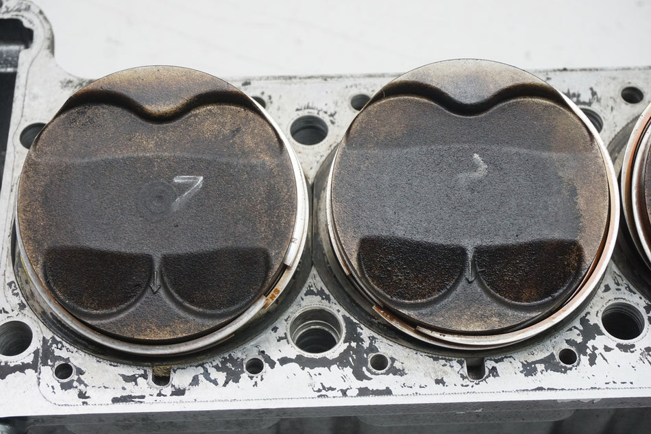 KAWASAKI GPZ 1100 ZXT10E Cilindro y pistones de bloque motor