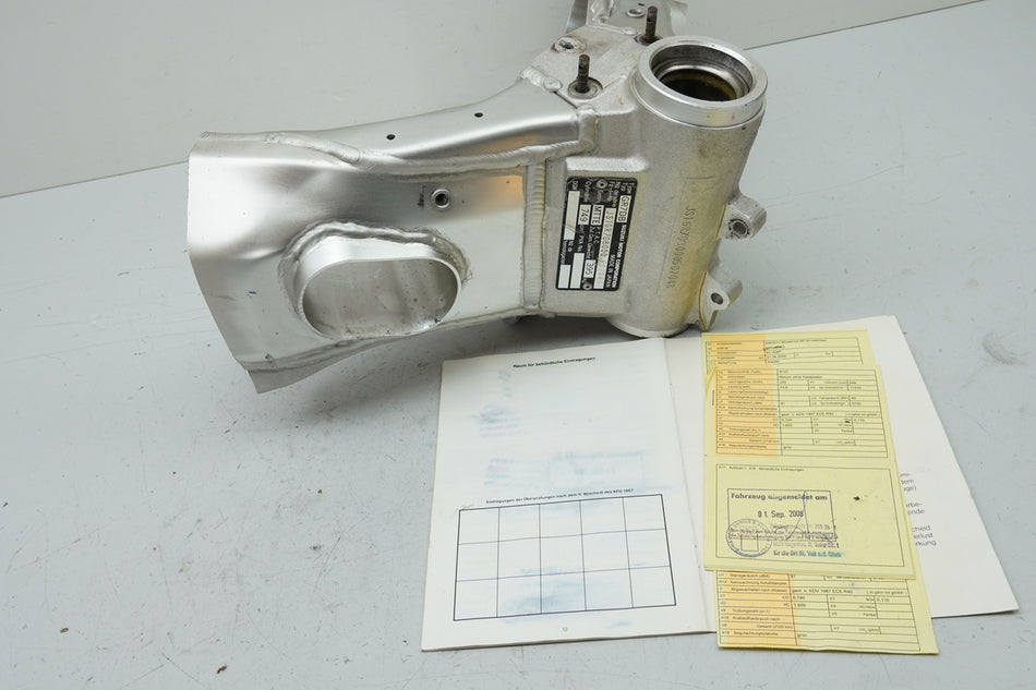 SUZUKI GSX-R 750 SRAD chasis y papeles, pipa de dirección, documentos, tipo de homologación austriaco
