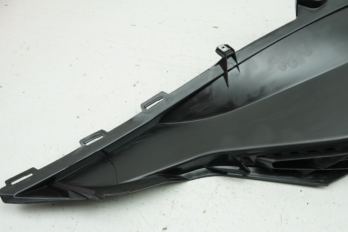 Honda NSS 125 AD JF69 Forza Trittbrett links Verkleidung Fußraum Abdeckung