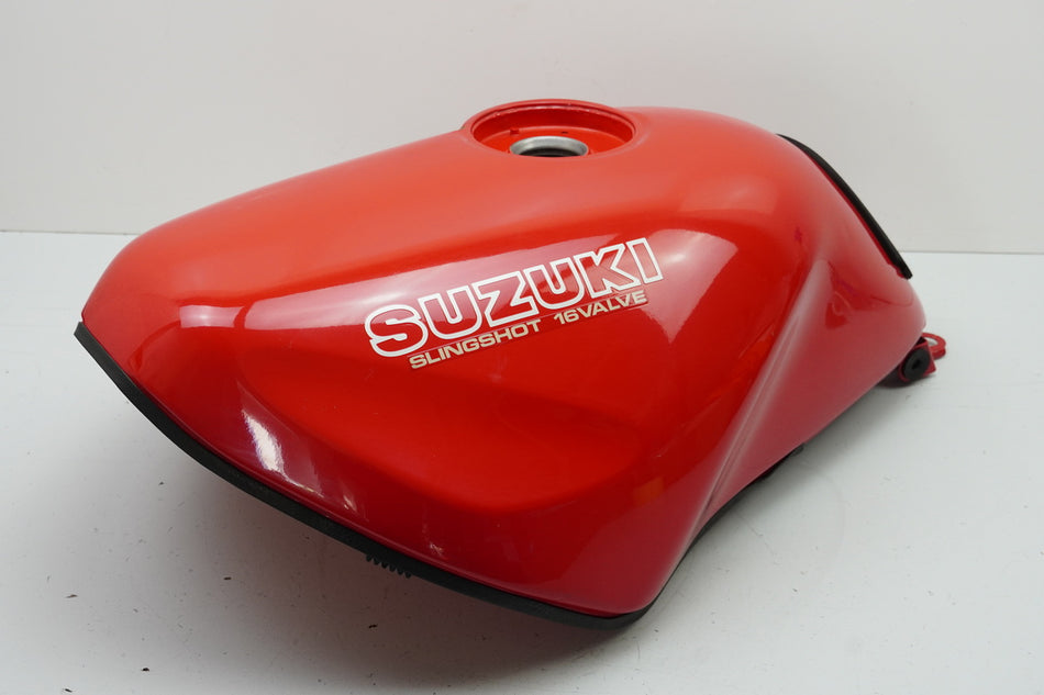 SUZUKI GSF 400 GK75B Bandit Depósito de combustible - interior = sin óxido