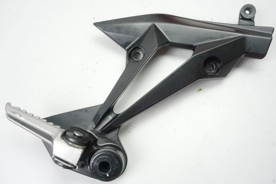KAWASAKI Z 750 ZR750L Soporte reposapiés derecho trasero para pasajero reposapiés