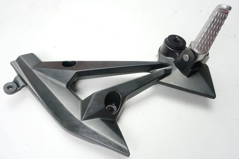 KAWASAKI Z 750 ZR750L Soporte reposapiés derecho trasero para pasajero reposapiés