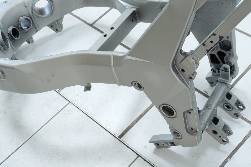 KAWASAKI ZZR 1100 D ZXT10D Frame & Papers Accident-free Frame Measurement Report