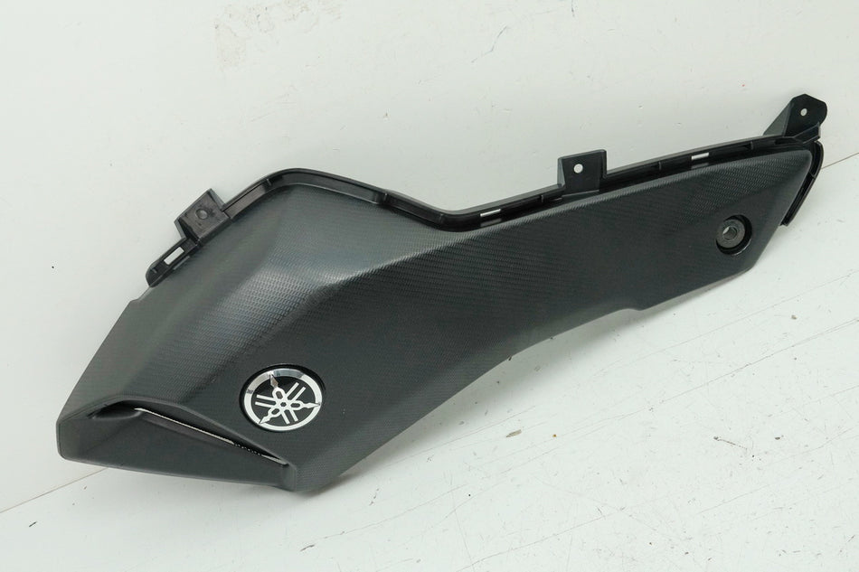 YAMAHA MT07 RM04 Carenado Tanque izquierdo Cubierta Tapa Toma de aire Conducto de aire