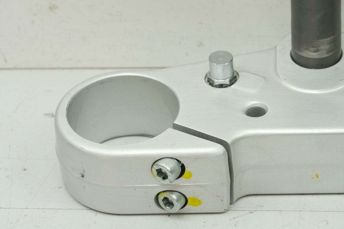 APRILIA RS 125 RS4 ZD4TW Tija inferior (para brazo de horquilla, tubo vertical de horquilla)