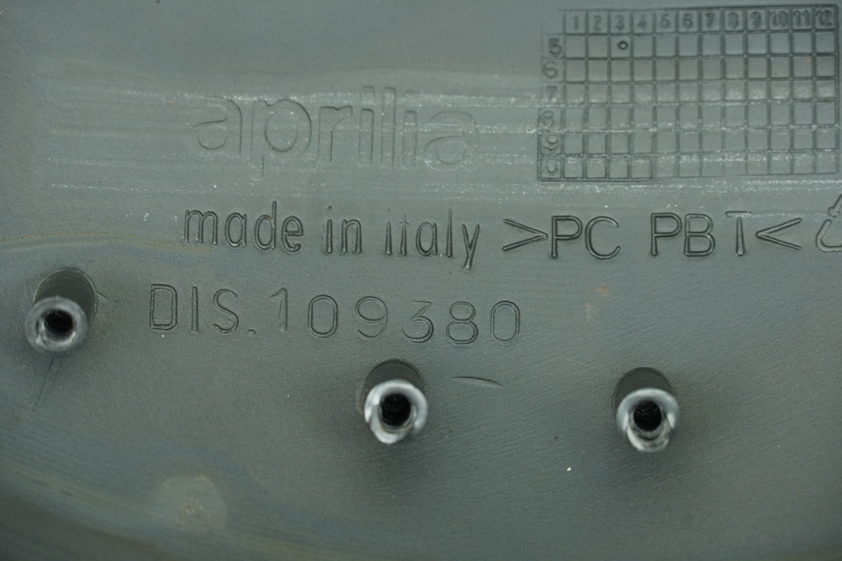 Aprilia Pegaso 650 660 Strada Tankabdeckung Deckel Staufach Cover Blende Tank