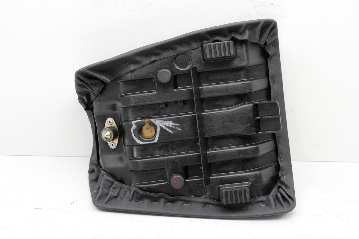 SUZUKI GSF 400 GK75B Bandit Asiento del conductor 45100-10D00