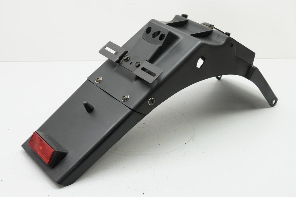 SUZUKI GSF 400 GK75B Bandit Soporte de matrícula Guardabarros Protección contra salpicaduras