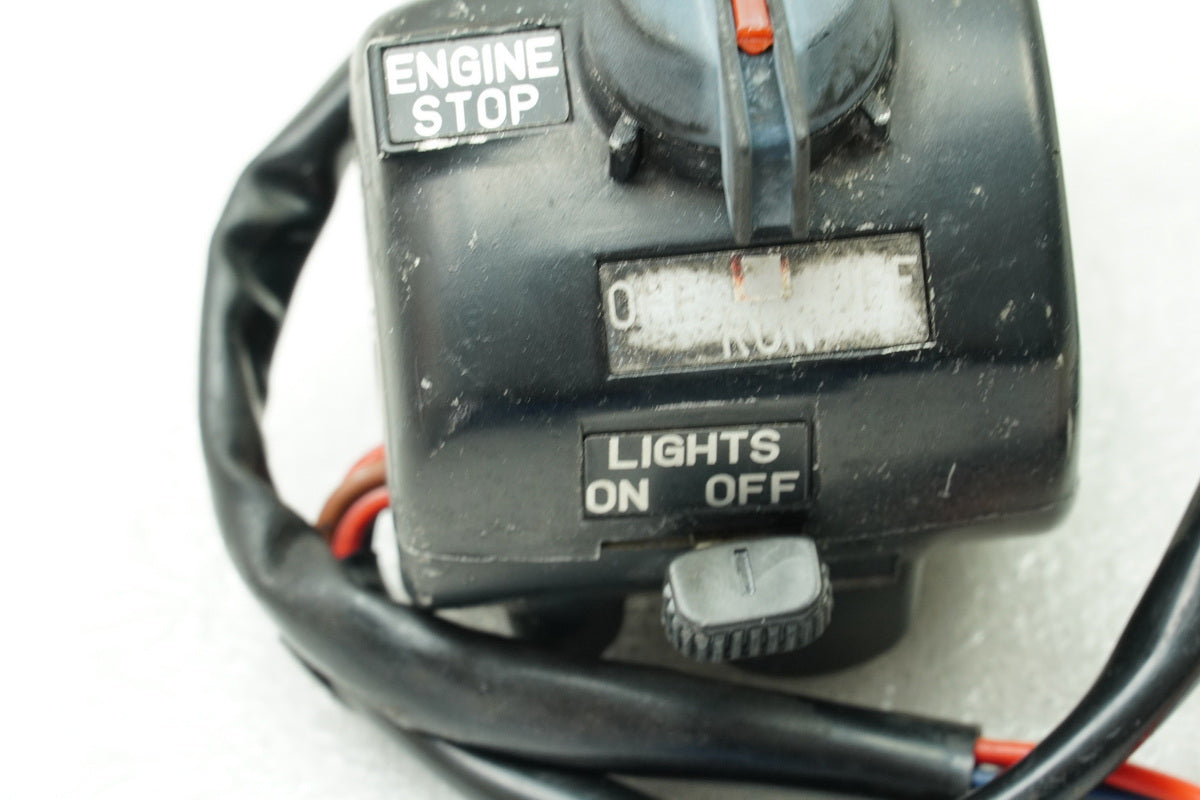 YAMAHA RD 250 1A2 Conmutador derecho de manillar, luces, parada de emergencia, conmutador combinado