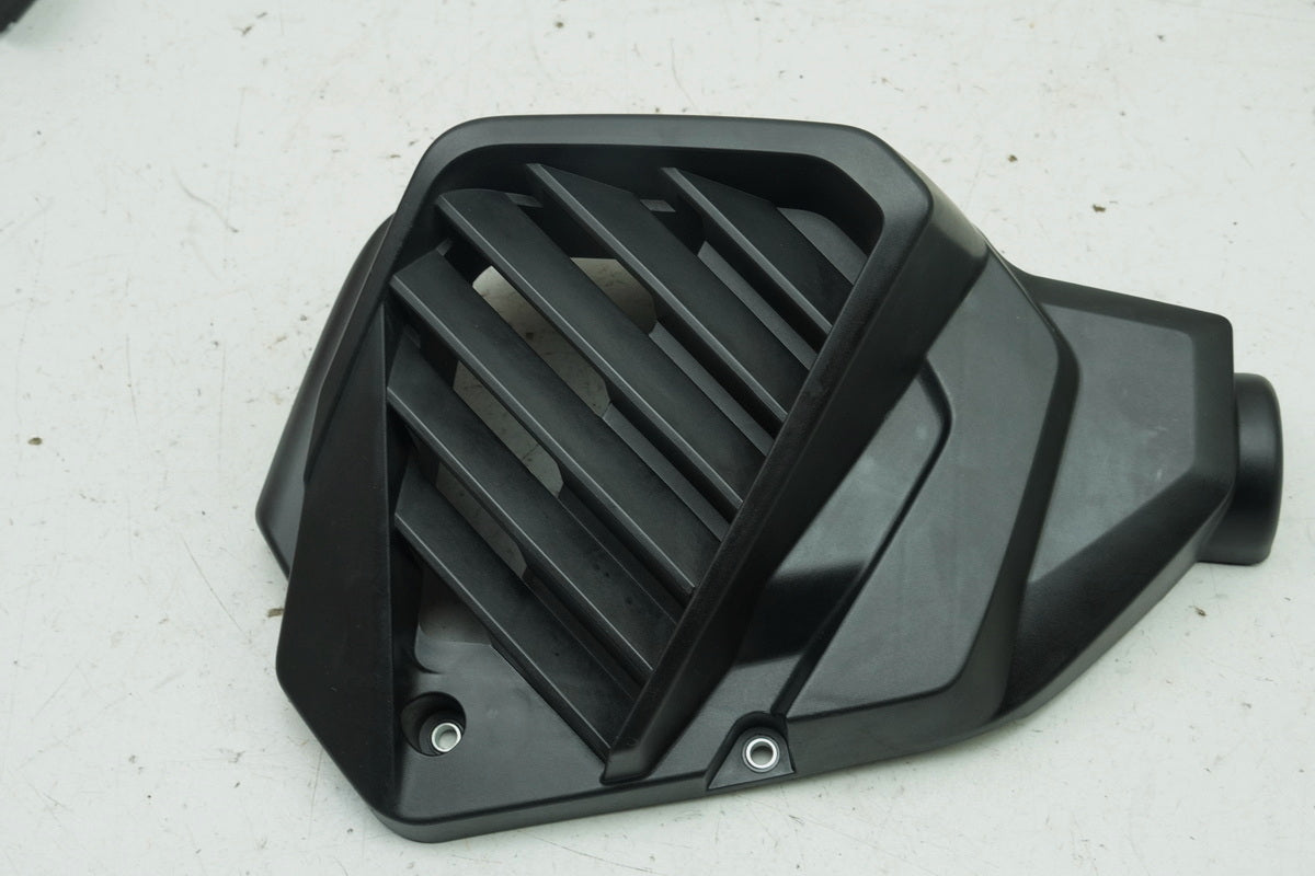 Honda NSS 125 AD JF69 Forza Radiator Grille Cover Trim Panel