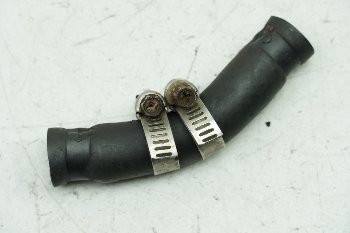 Honda CBR 900 SC28 Kühlerschlauch Ölkühler --> Motor (Zylinder) 92-95