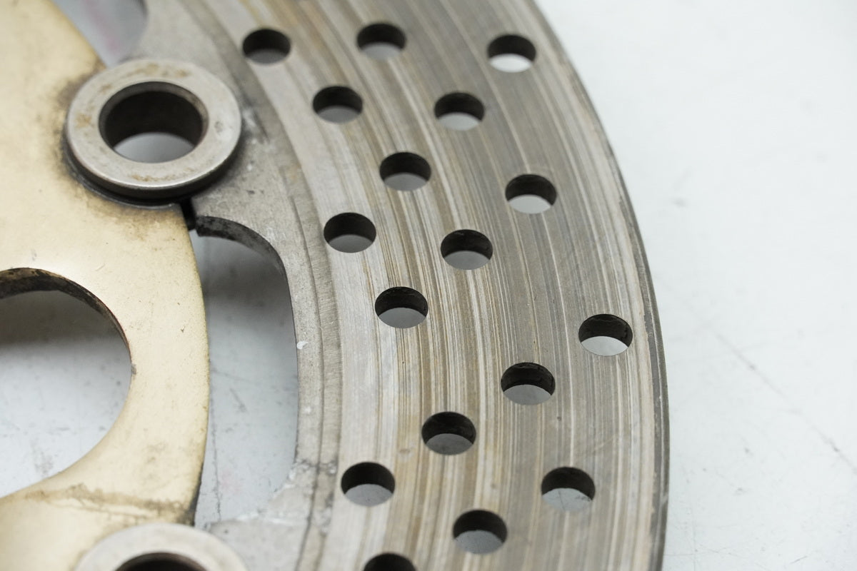 SUZUKI GSF 400 GK75B Bandit Bremsscheibe vorn links o. rechts Brake Disc 4,274