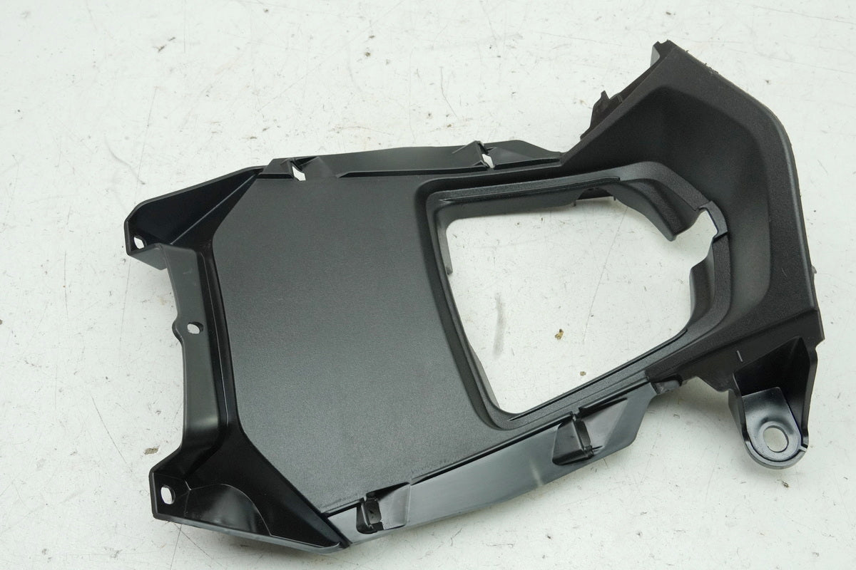 Honda NSS 125 AD JF69 Forza Verkleidung Tankklappe Abdeckung Cover Blende Tank