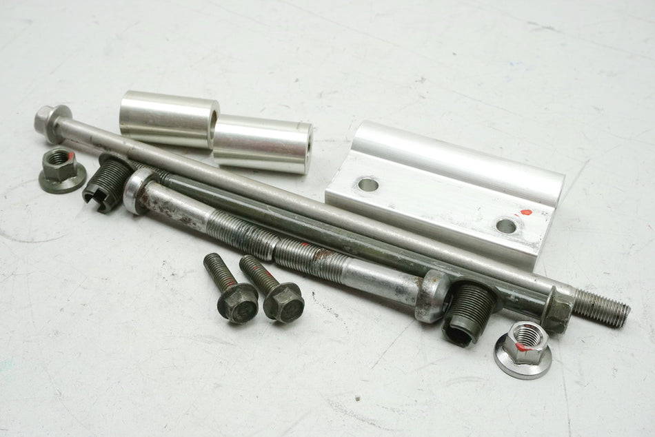 YAMAHA TDM 900 RN08 AXLE ENGINE BOLT SPACERS ENGINE MOUNT