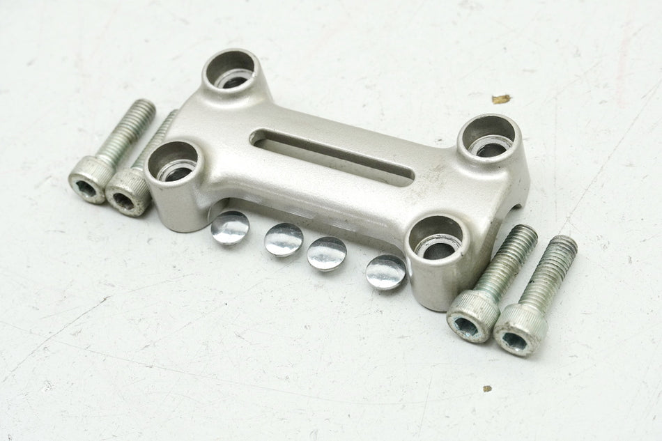 SUZUKI GSF 400 GK75B Bandit Lenkerklemmung oben Halter Lenker Klemmung