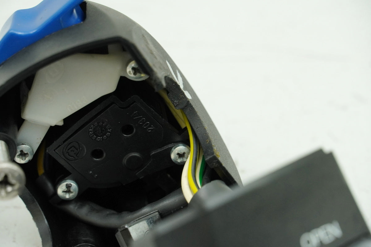 Aprilia Pegaso 650 660 Strada Lenkerschalter links Schalter Licht Kombischalter