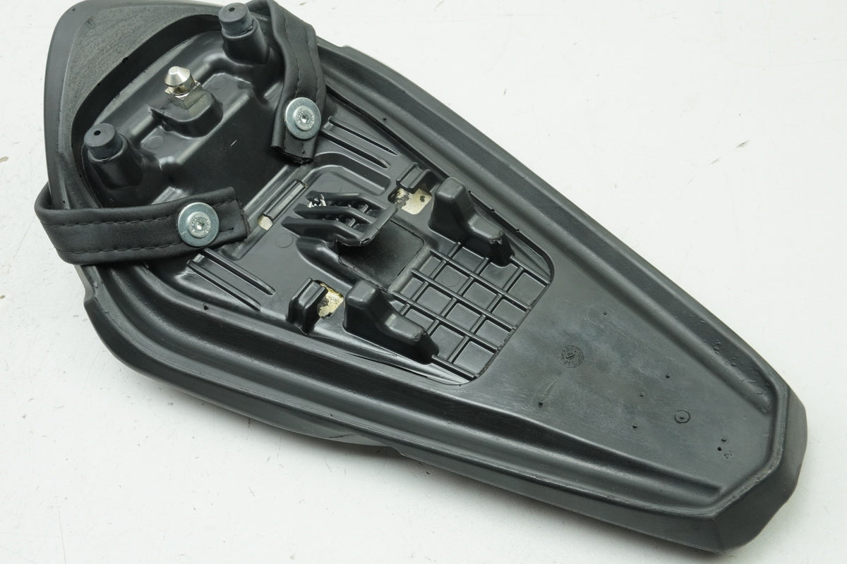 APRILIA RS 125 RS4 ZD4TW Soziussitz Sitz hinten Sitzbank original